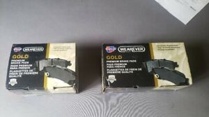 Disc Brake Pad Set-Wearever Gold Ceramic Rear Brake Pads Rear CARQUEST GNAD905