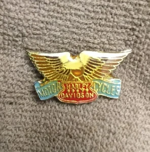 Harley Davidson HOG Eagle Motorcycle Bike Vehicle Lapel Hat Tie Pin Brooch B26B - Picture 1 of 3