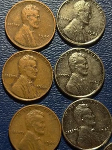 1943 & 1944 Lincoln Steel Cent WWII Coins RANDOM MINT 2 COIN LOT - Picture 1 of 4