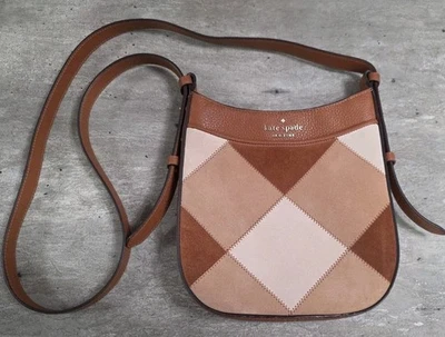 Blazer Bandolera Kate Spade North South Gamuza Retazos Cuero Leila Marrón Tostado  Foto 1 de 4