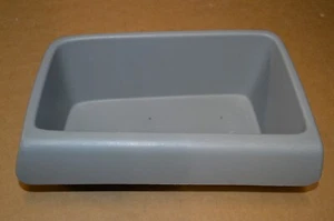 Chevy Equinox 2005-09 OEM lado del conductor cuarto trasero panel de moldura contenedor de almacenamiento LH - Imagen 1 de 3