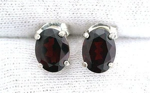 8x6 Oval Garnet Gemstone Gem Stone Gemstone Pair Sterling Silver Earring EBS2438 - Picture 1 of 2