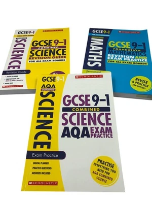 GCSE 9-1 Combined Science Maths Revision Guide Set T2080 HY29 - Image 1 of 4