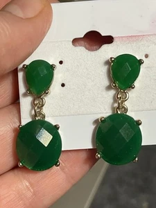 Vintage Silver Tone Simulated Emerald Green Resin Post Dangle Earrings - Picture 1 of 7