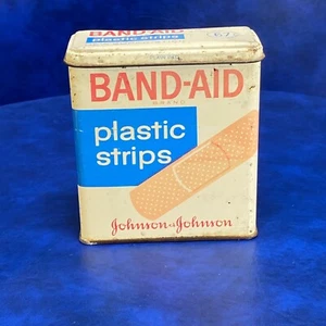Vtg Empty Band-Aid Plastic Strips Flip Top Metal Container Tin 45 Bandage EMPTY - Picture 1 of 11