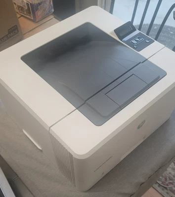 HP Laserjet Pro M404n Printer with 3600 printed pages. TONER INCLUDED - Image 1 of 4