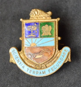 Insignia esmaltada vintage West of Scotland Agricultural College - Imagen 1 de 4