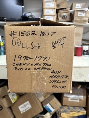 GM 15621617 Aux Heater Valve Assm. 1990-01 Chevy-Astro, GMC-Safari NOS - Image 1 of 4