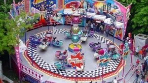 Faller HO Karussell Breakdance HO Motorized Amusement Ride Model 140461 - Picture 1 of 3