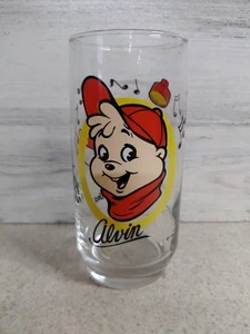 Vaso de beber vintage 1985 Alvin and the Chipmunks McDonalds - Imagen 1 de 7