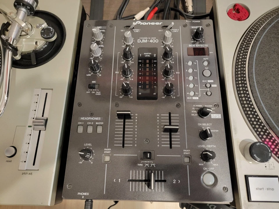 Pioneer DJM-400 2ch Performance DJ Mixer  DJM400 - w/ Effects & In-Loop Sampler - Image 1 of 4