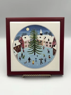 Azulejo de remache vintage de Navidad de invierno Villeroy & Boch Naïf en marco de madera Foto 1 de 4