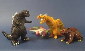 RARE SUNGUTS 5” GODZILLA 2001 GIANT MONSTERS ALL OUT ATTACK SET OF 4! SOFUBI - Picture 1 of 7