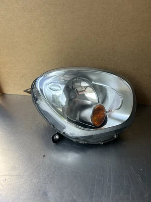 ✅2011-2016 Mini Cooper Countryman R60 Right passenger Side Headlight #882 - Image 1 of 4