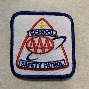 New Vintage AAA School Safety Patrol Patch - Imagen 1 de 4