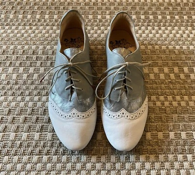 nuevo THINK Think! Zapatos planos Guad punta de ala Oxford con cordones 42 11 11,5 blanco gris Foto 1 de 4