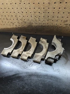 1995 6.5 chevy 4 bolt main caps OEM Detroit Diesel #3770 - Picture 1 of 9