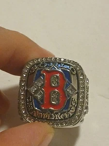 Anillo Campeonato Plata Serie Mundial Medias Rojas 2004 Talla 10.5 - Imagen 1 de 7