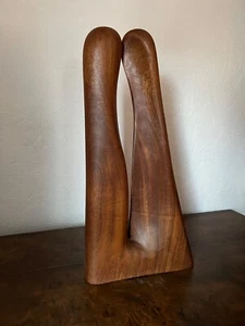 Holzskulptur,Kunstwerk Holz 2 Menschen Mitte des Bildes! - Bild 1 von 3