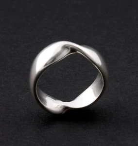 Anello Sterling Georg Jensen # 309. Argento. Kim Naver. DANIMARCA. MOLTO RARO! 3551860 - Foto 1 di 6