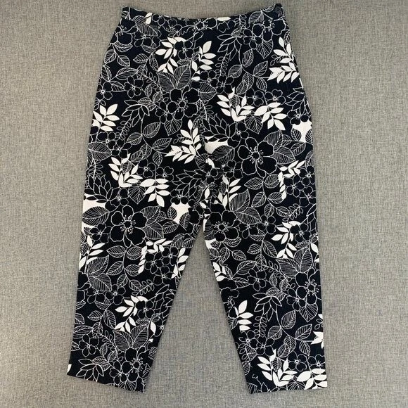 Pantalones cortos para mujer Briggs New York florales talla 10 algodón spandex tejido. Foto 1 de 4