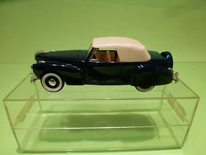 RIO 1:43 LINCOLN CONTINENTAL BLUE - GOOD CONDITION - IN ORIGINAL SHOWCASE - Picture 1 of 5