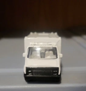 Vehículo de juguete fundido a presión Maisto American Ambulance 1991 diecast - Imagen 1 de 4