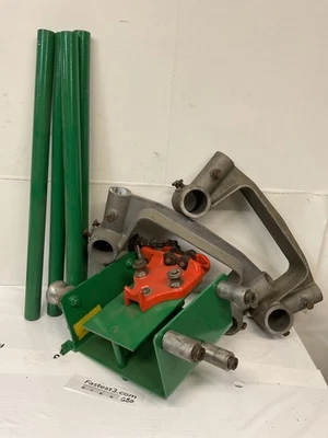 Greenlee 27994 Pipe Vise Unit 1813 Bending Table 881 881CT Bender - Image 1 of 3