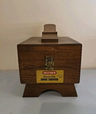 Servidor de zapatos de roble genuino kiwi vintage más contenido (dos tampones) Foto 1 de 4