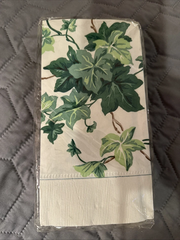 CR Gibson Waverly Inglés Hiedra Papel 24 Toallas para Invitados 3 Capas 12x17 NUEVO De Colección Foto 1 de 4