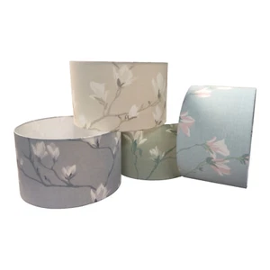 Lámpara de tela Laura Ashley Magnolia Grove pato huevo seto de pizarra natural - Imagen 1 de 9