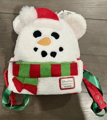 Nueva Mini Mochila Bolso de Vacaciones Disney Parks Loungefly Mickey Mouse Muñeco de Nieve 2024 Foto 1 de 4