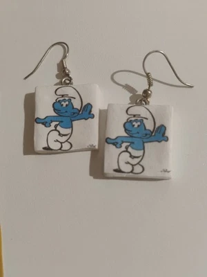 ORECCHINI IN FIMO FATTI A MANO CARTOON ANNI 80 PUFFI - Immagine 1 di 3