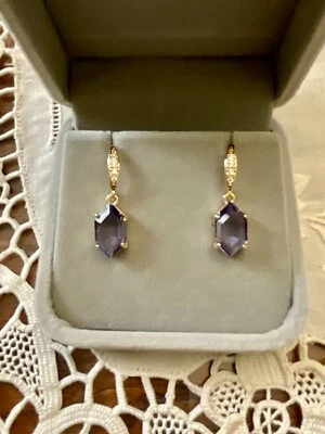 ANCIENNES BOUCLES D'OREILLES PLAQUÉ OR  - AMÉTHYSTE - DESIGN GEOMETRIQUE - Photo 1/4