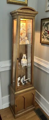 Gabinete de curiosidades de vidrio Etagere vintage obelisco iluminado ¡BONITO! Foto 1 de 4