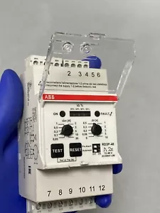 ABB RD3P-48 ALIMENTATORE TEST REMOTO 12-48V IEC60947-2/M RD3, RD3M, RD3P - UK - Foto 1 di 1