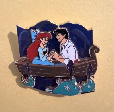 迪士尼徽章艺术家证明 DLR 小美人鱼拼图系列 Kiss The Girl LE — 第 1/4 张图片