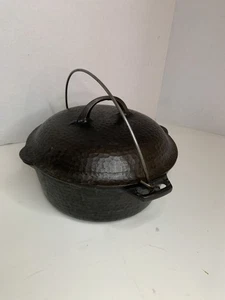 Chicago Hardware Foundry 88B Hammered Cast Iron 5qt Dutch Oven W/ Lid - Great! - Picture 1 of 11