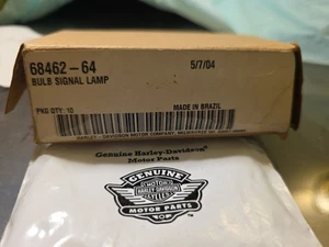 Harley-Davidson 68462-64 5-Pack 12-Volt Turn Signal Indicator Bulbs - Picture 1 of 3