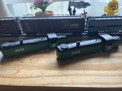 Lot of Two HO Scale Model Power BN #4052 RS-2  SHELLS WARPED! PARTS ONLY!! - Image 1 of 4