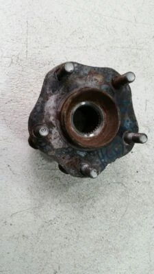 Used Front Wheel Hub fits: 2013 Nissan Pathfinder Front Front Grade A - Image 1 of 4