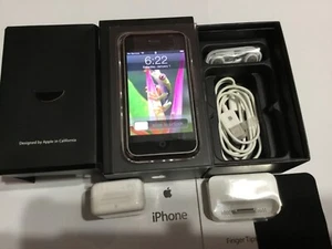 Rare Find Apple iPhone 1st Generation 2G - 8GB - With Matching # Opened Box ! - Afbeelding 1 van 14