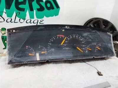 1992 Pontiac Trans Sport Speedometer Instrument Cluster  - Image 1 of 4