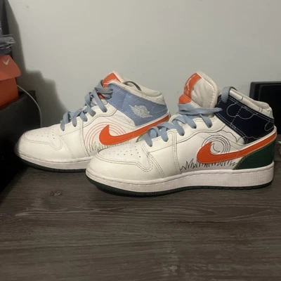 Nike Air Jordan 1 Mid Youth Zapatos Multicolor, Talla 6Y, DX2462-100 Foto 1 de 4