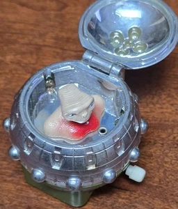 E.T. The Extra-Terrestrial Spaceship Wheels 1982 LJN Toys Avvolgi Ricambi/Riparazione - Foto 1 di 8