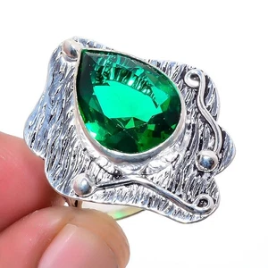 Emerald Quartz (Simulated) Gemstone Silver Plated Jewelry Ring s.8.5 S2693 - Picture 1 of 5