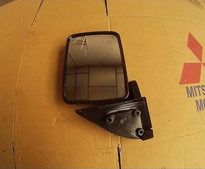 Espejo puerta derecha -- MB551502 -- Mirror assy RH. - Imagen 1 de 1