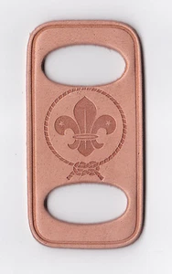 SCOUTS OF CHINA (TAIWAN) - SCOUT LEADER Leather Neckerchief Woggle / Scarf Slide - Picture 1 of 1