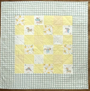 Edredón para bebé hecho a mano amarillo y verde bebé retazos cuna 40" x 40" NUEVO - Imagen 1 de 3