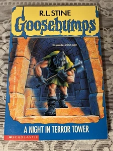 A Night In Terror Tower Goosebumps R. L. Stine #27 January 1995 - Picture 1 of 13
